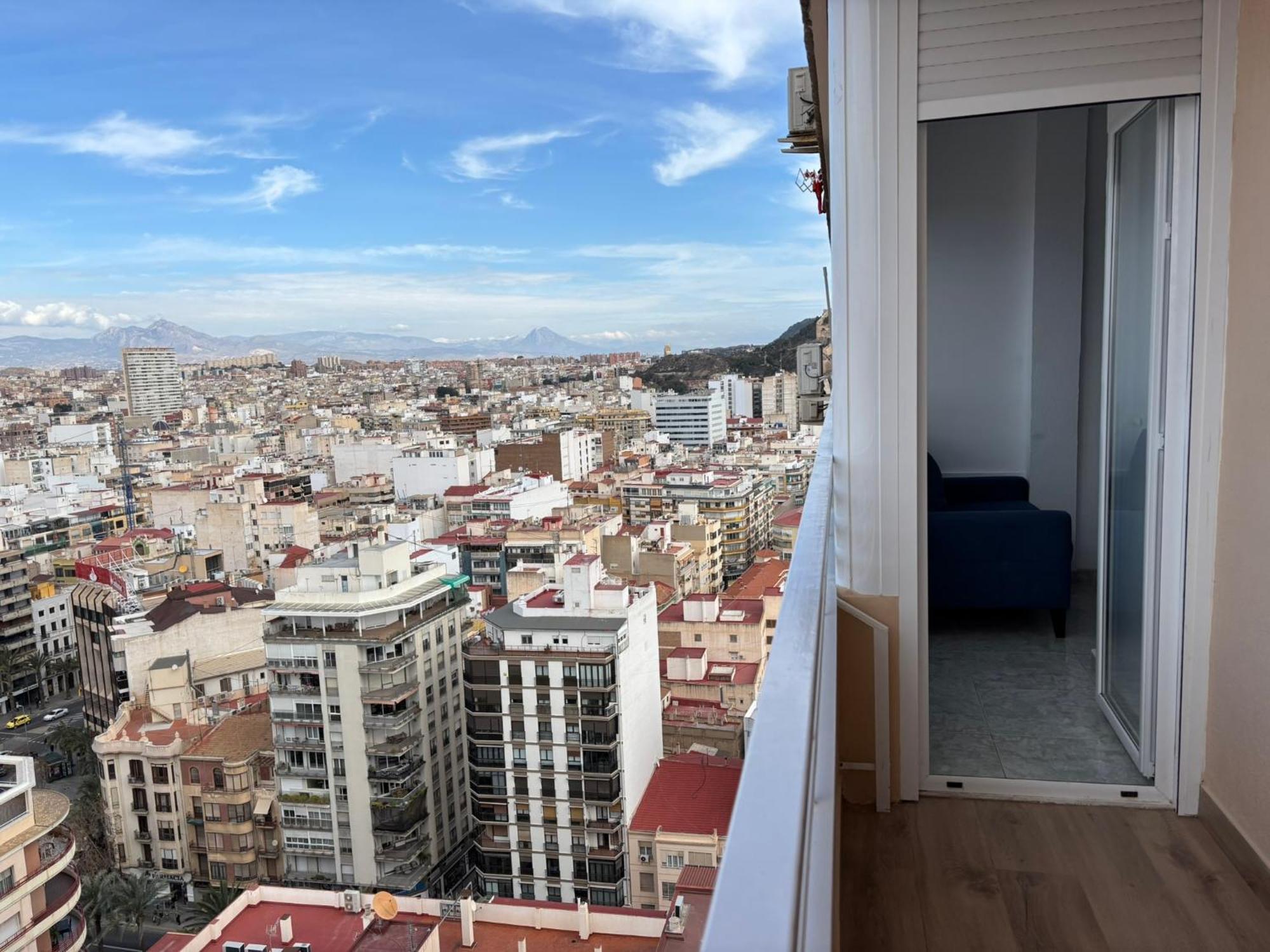 Luceros 310 New Apartment Аликанте Екстериор снимка