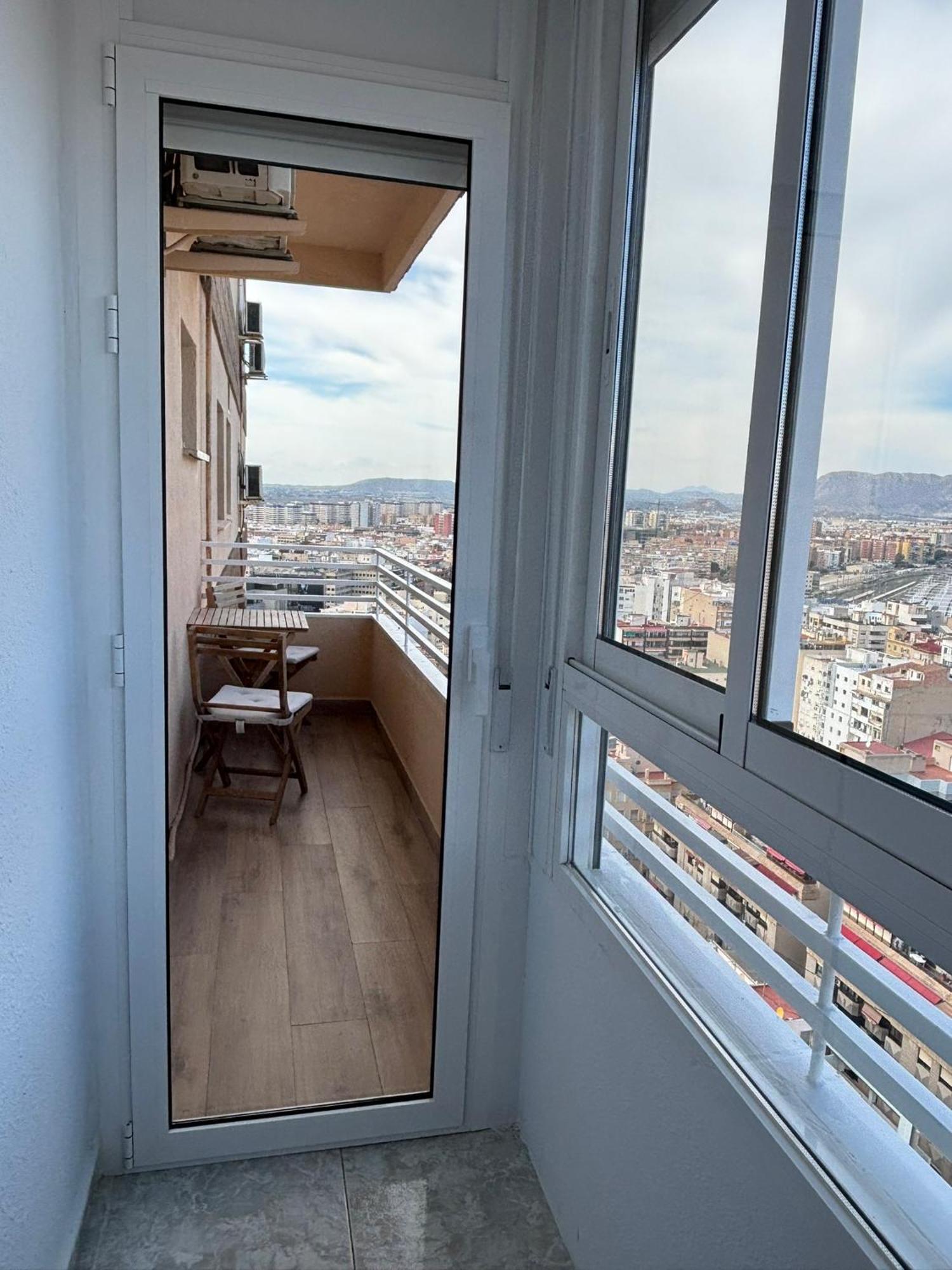 Luceros 310 New Apartment Аликанте Екстериор снимка